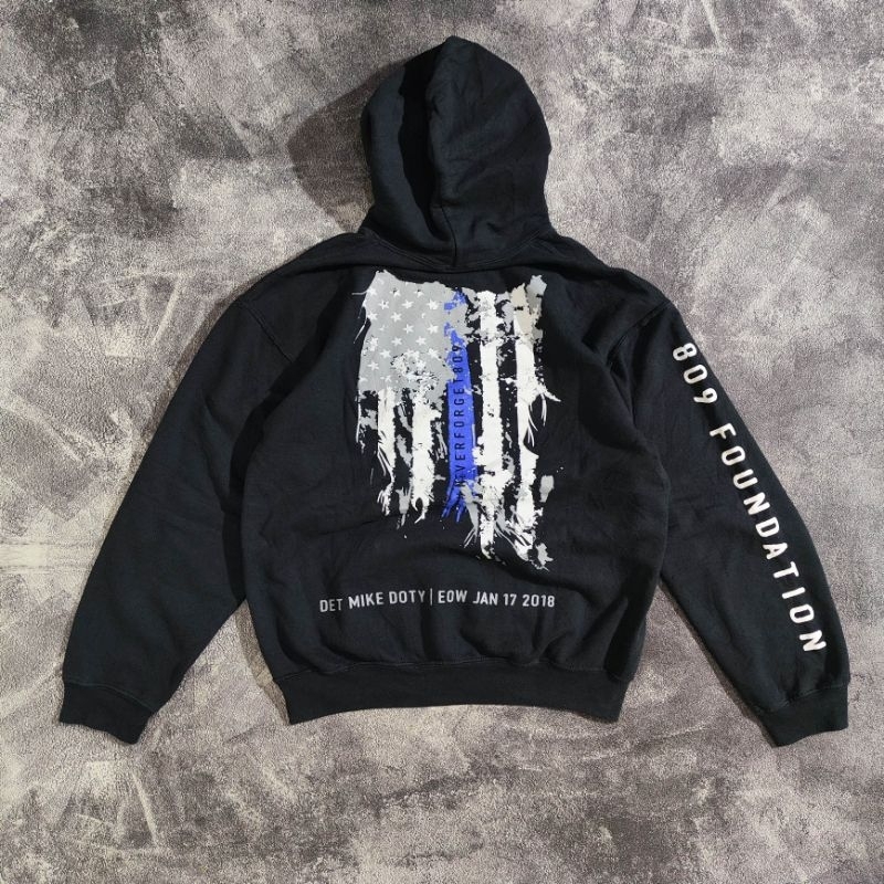 GILDAN Built Up Boxy Hoodie (M)