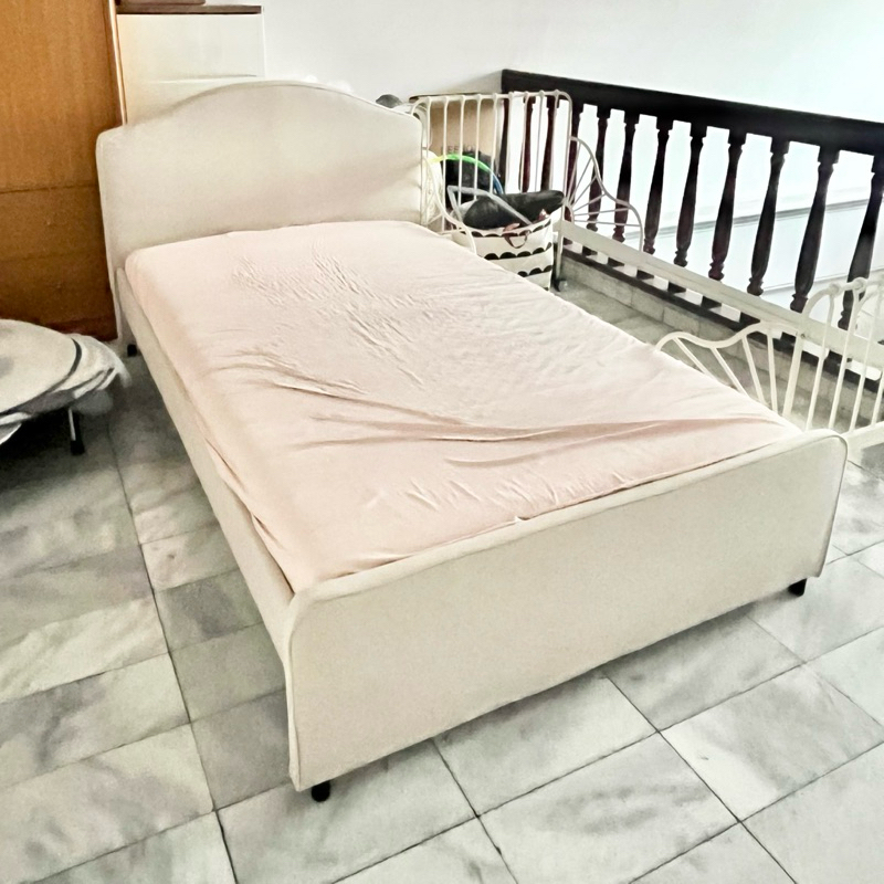 IKEA Hauga 120x200 super single bed frame + mattress matras ranjang tempat tidur