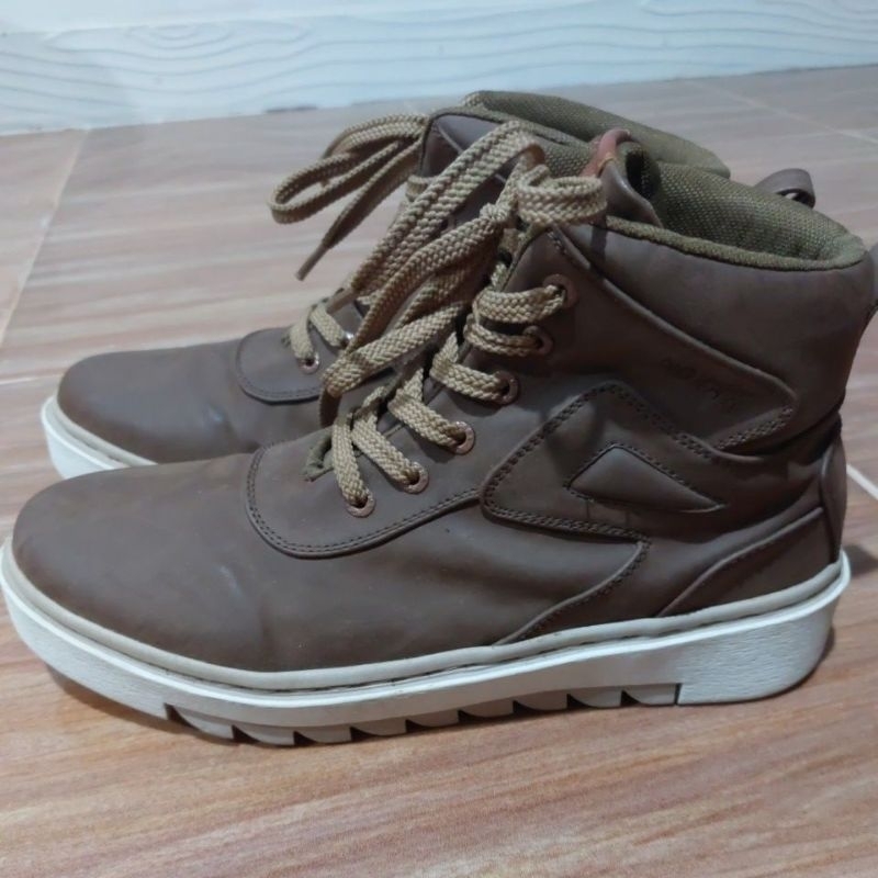 [PRELOVED] Lucerne Coffee Nokha Boots - Preloved Sepatu