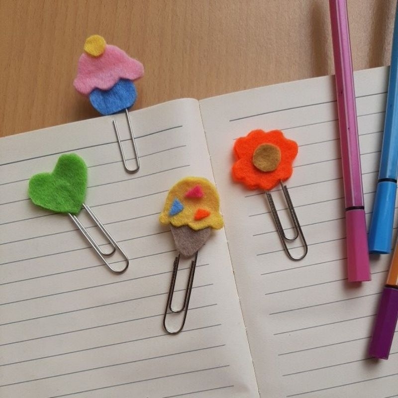 

paper clip aesthetic/paper clip lucu/pembatas buku unik (isi 4 pcs/bungkus)