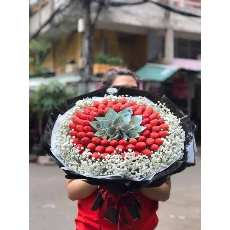 

the strawberry and money imlek cny chinese new year hampers sincia bouquets bucket bunga segar fresh instan sameday siap pakai dan kirim kapan saja kemana saja order segera cuss
