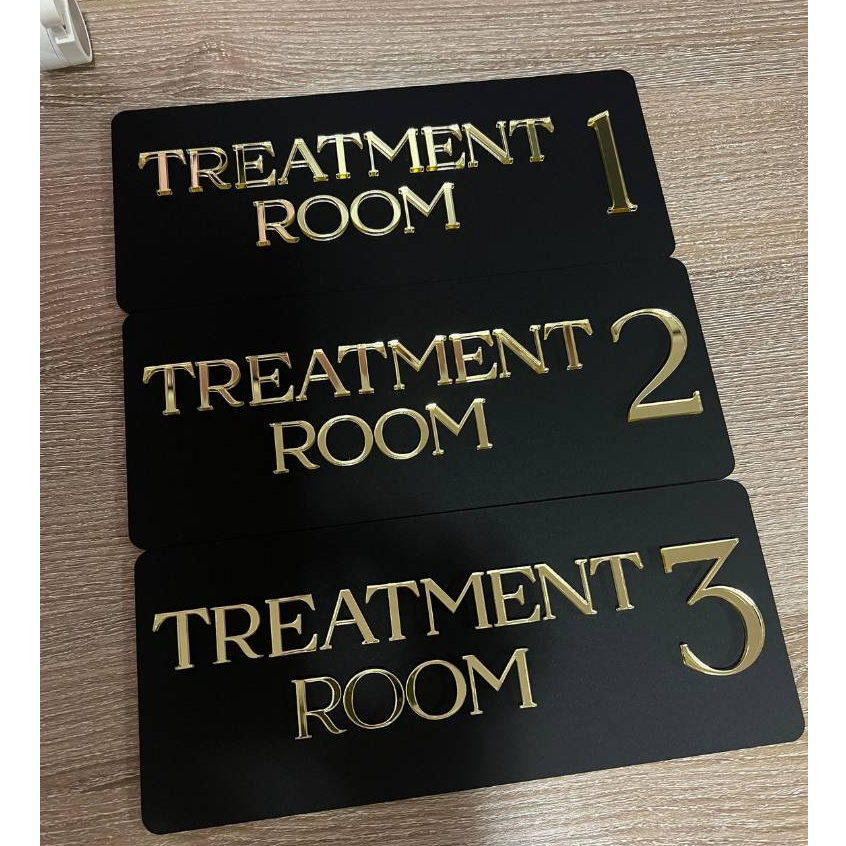 

PAPAN NAMA RUANGAN Custom Akrilik Signage Papan Penanda RUANGAN TIMBUL AKRILIK