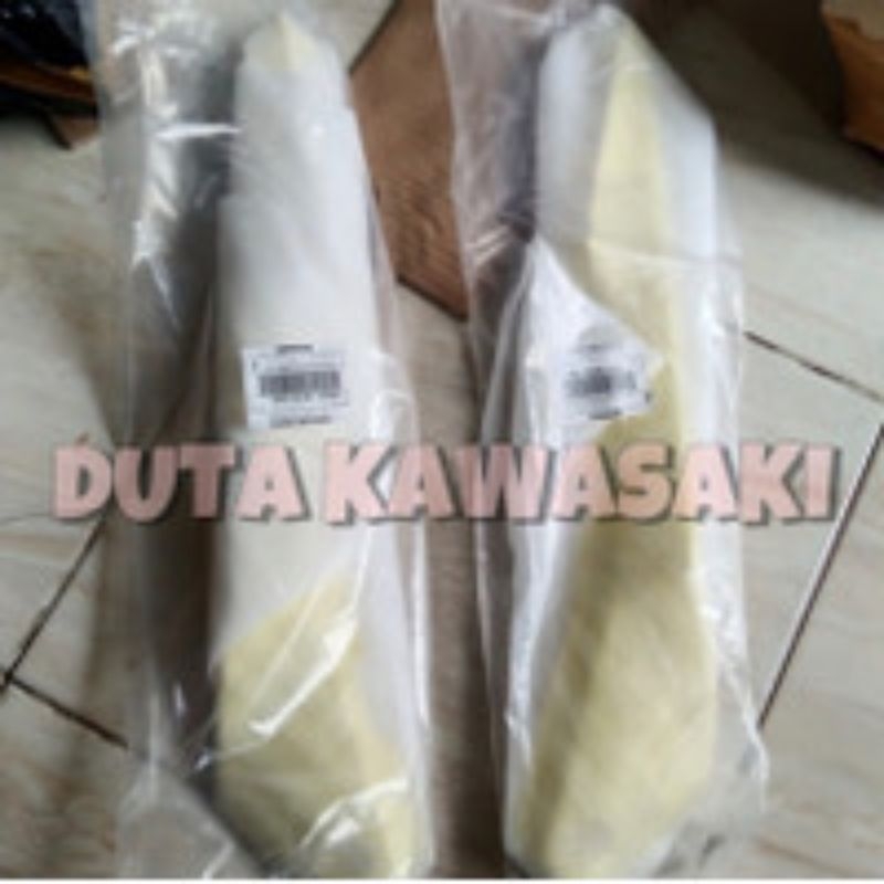 cover bodi belakang KSR 110 ksr110 set kiri kanan original kawasaki