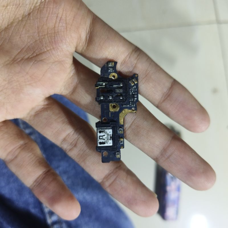PAPAN KONEKTOR CHARGER REALME C15 ORI COPOTAN