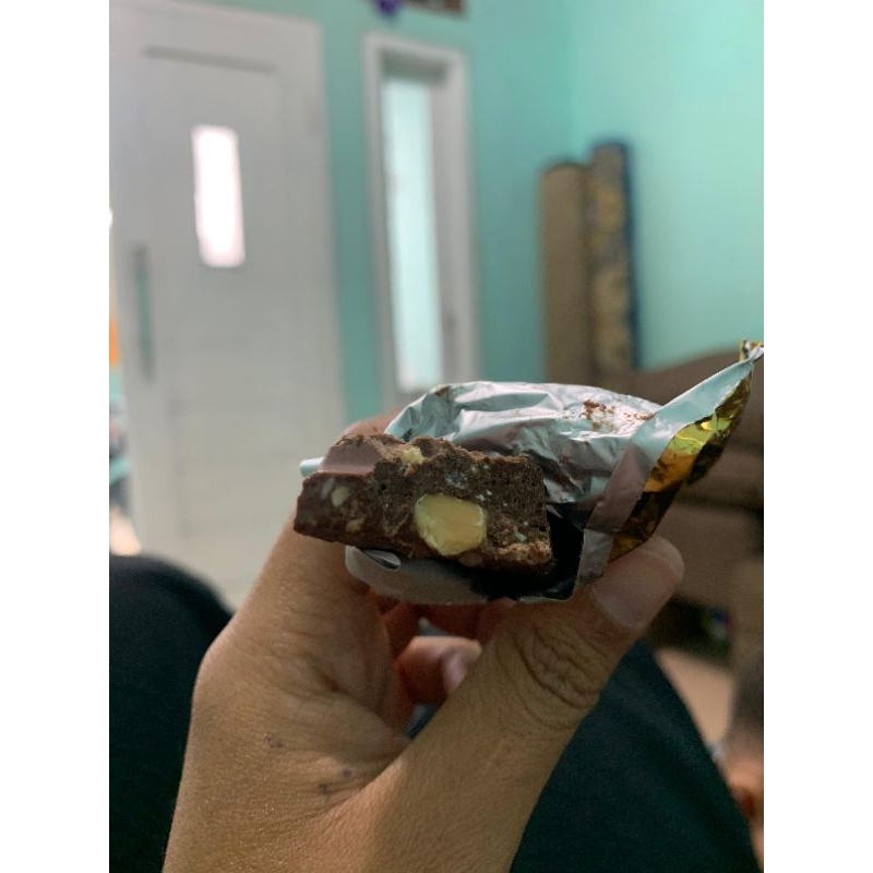 

COKELAT PREMIUM BAHAN SILVER QUEEN