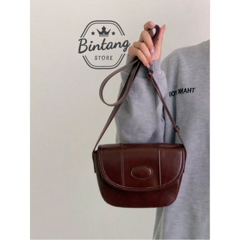 Tas Selempang Kulit Wanita Premium Tas Hp Cewek Sling Bag Tas Korea Modis Tas Cewek Saddle Sling Bag