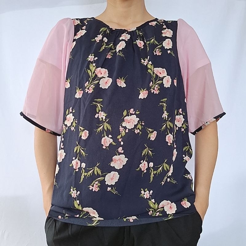 Floral Top miss Valley