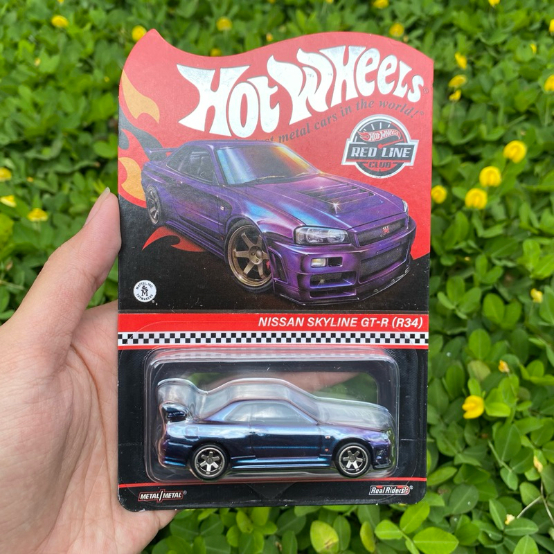 Hot Wheels Premium RLC Exclusive Nissan Skyline GT-R R34 Purple Blue Chameleon