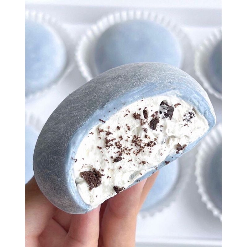

Cookies and cream |