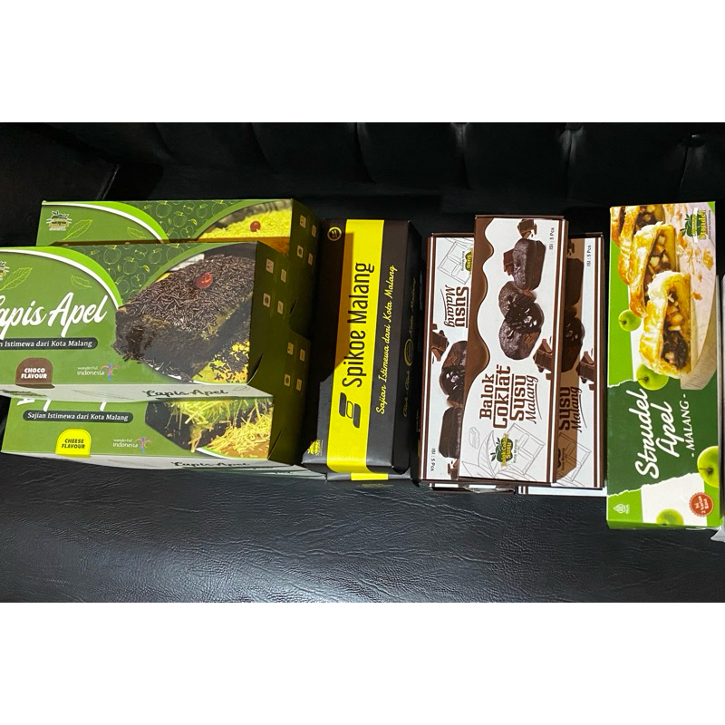 

MURAH KHUSUS INSTAN SAJA || LAPIS APEL MALANG COKLAT KEJU KUE BALOK STRUDEL