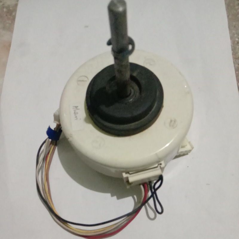 Motor fan indoor AC merk Akari