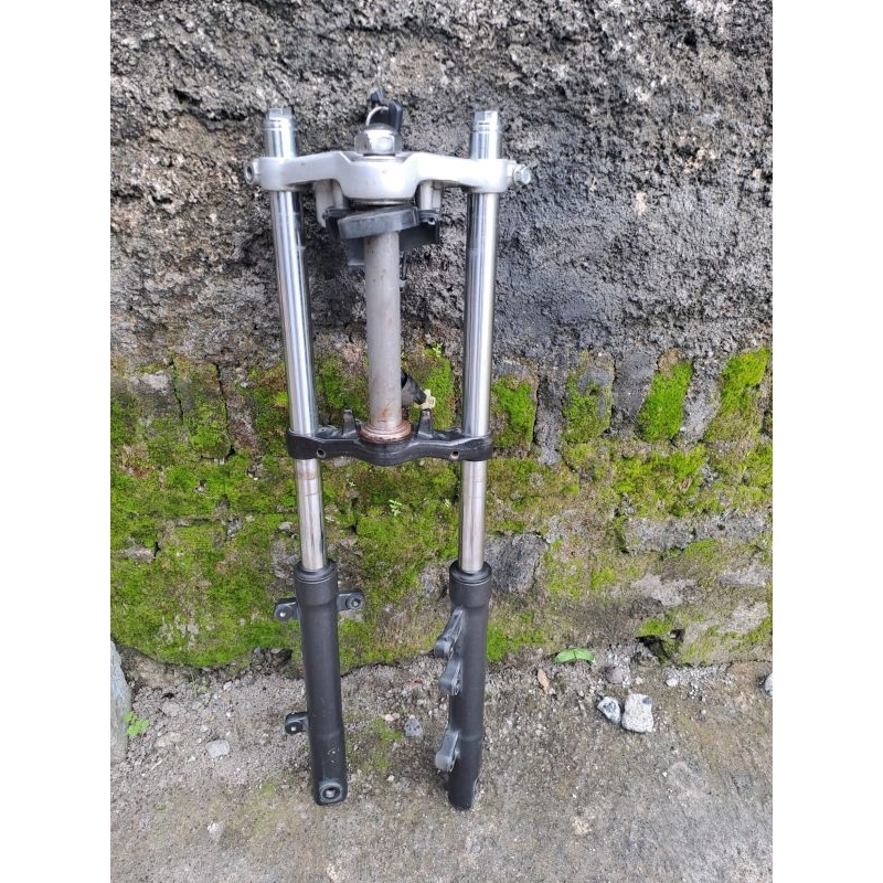 shock shockbreaker set segitiga t honda sonic150r sonic new original