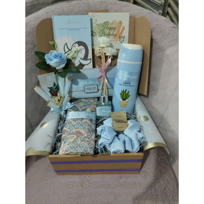 Hampers Custom Kado Ulang Tahun Istri Tercinta Kado Ultah Istri