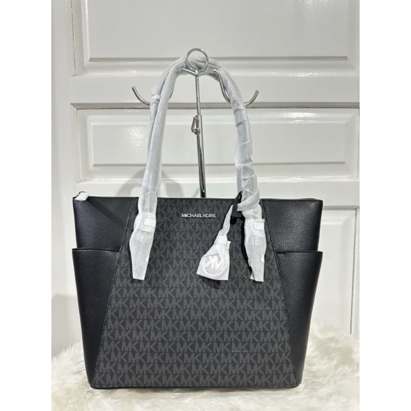 Michael Kors Charlotte tote black