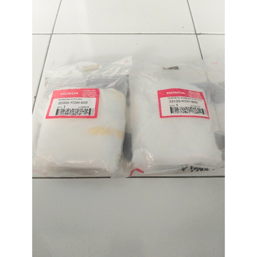 Kaki 4 dan Lawan Kaki 4 Senter Kopling Honda CS1 CS 1 Cb 150 R Old AHM
