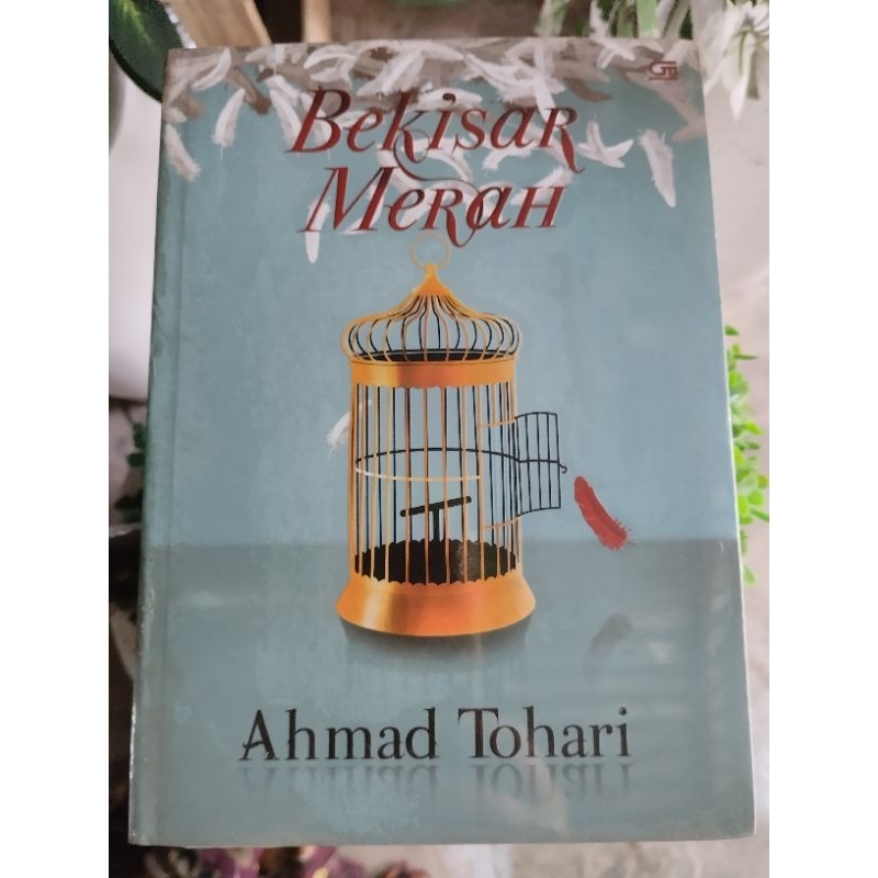 Bekisar Merah by Ahmad Tohari