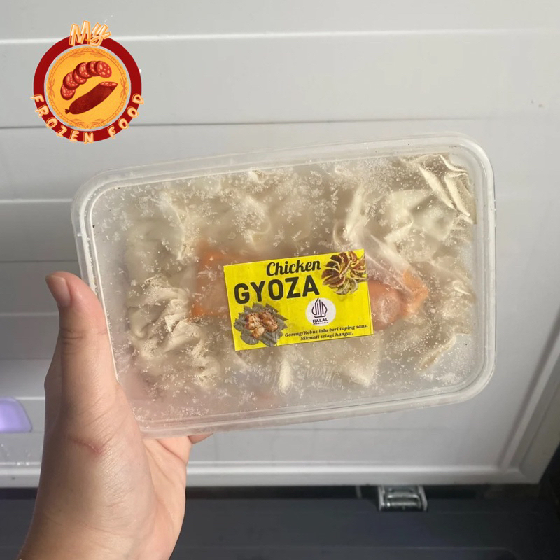 

Chicken Gyoza Ayam Frozen 12pcs