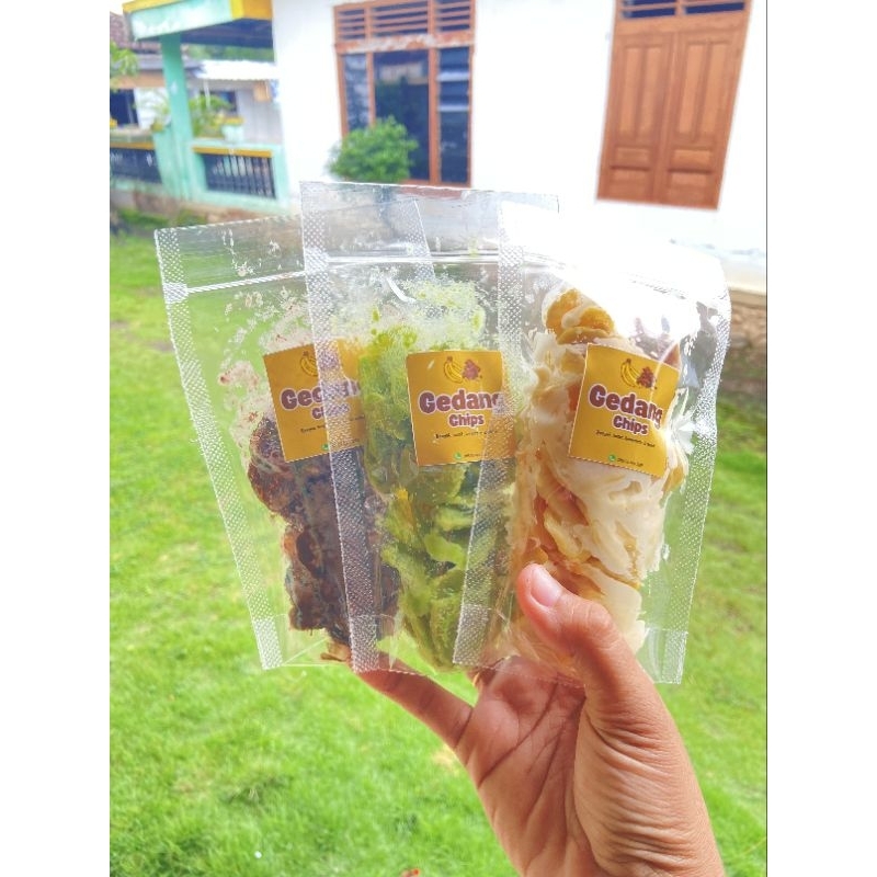 

Kripik Pisang Lumer | Banana Chips | Kripik Pisang Kepok Coklat | Kripik Pisang 50 gram pouch mini