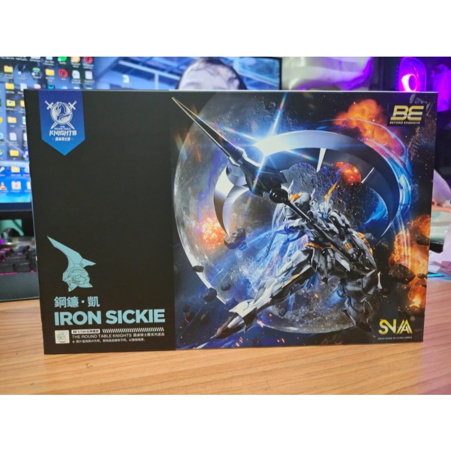 SNAA Supernova SC-007 BE 1/144 Iron Sickle Model Kit