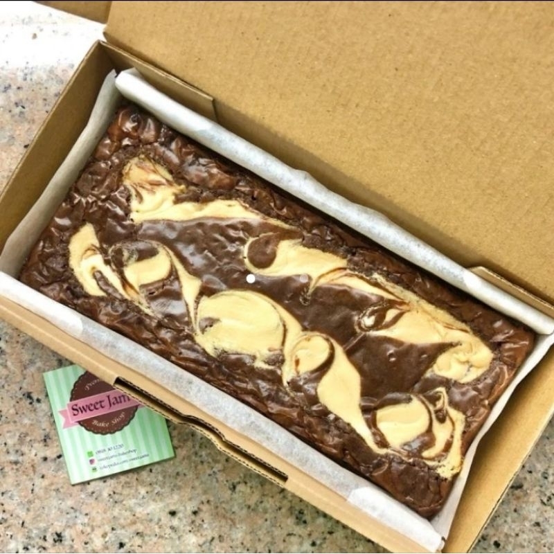 

(Pre Order) Fudgy Brownies 22cm x 10cm
