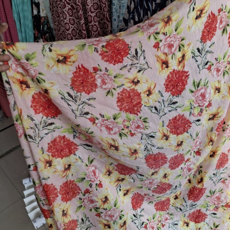 kain katun silky motif bunga / kain katun motif bunga / bahan katun motif