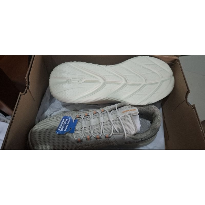 Skechers Air-Cooled Memory Foam