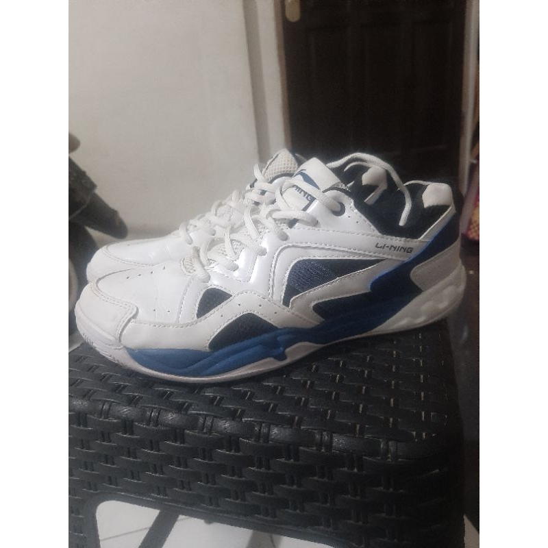 sepatu lining original second