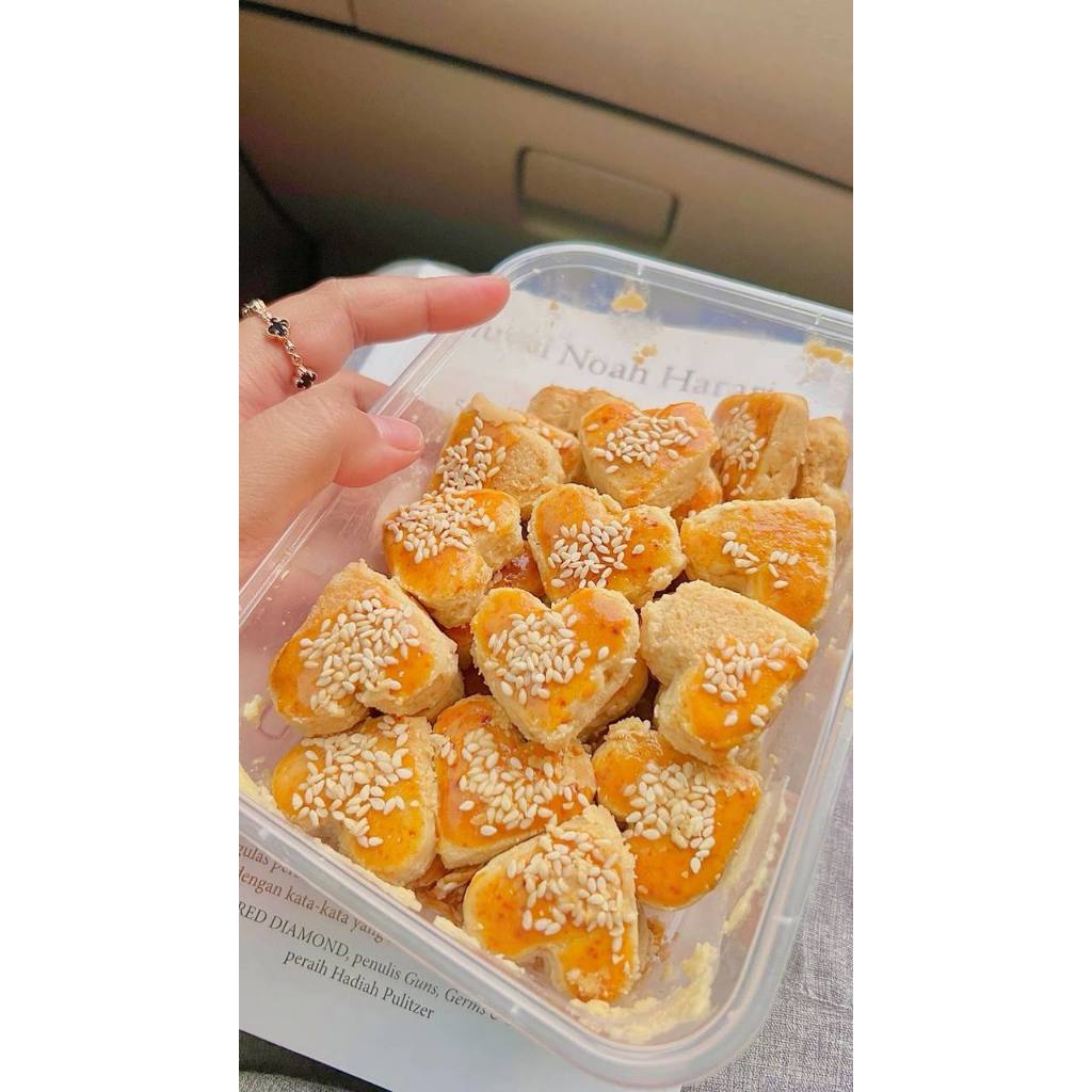 

Kue Kacang Toples 500g