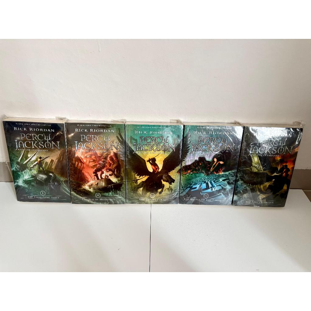 ( SALE  ) Percy Jackson and The Olympians Special Edition Book Set + Box Preloved