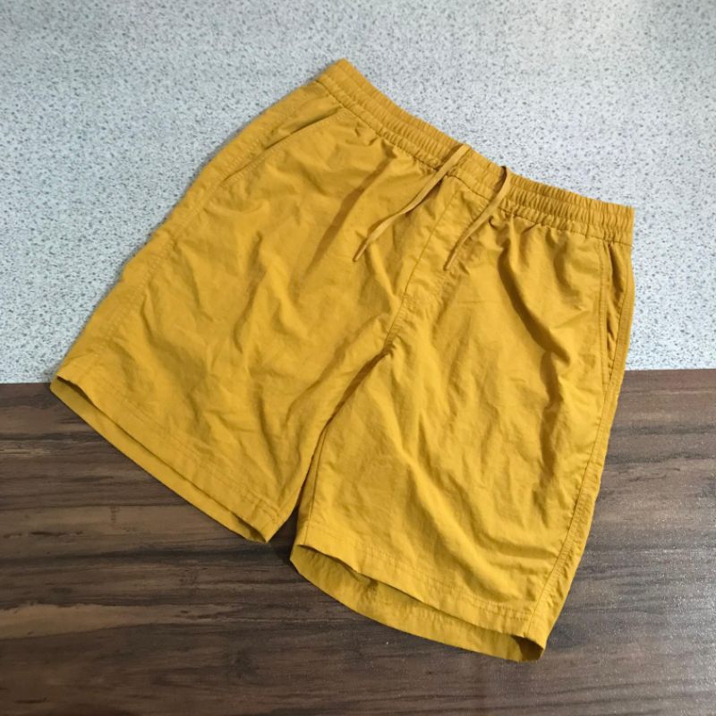 Celana Pendek musinsa standard size M second bekas preloved Branded