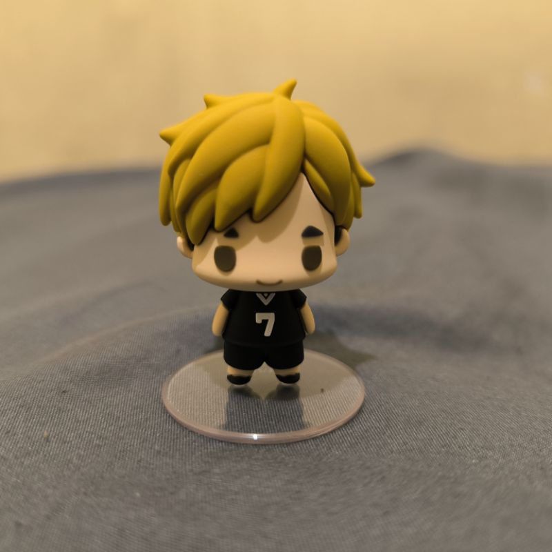 Preloved chokorin atsumu haikyuu figure original