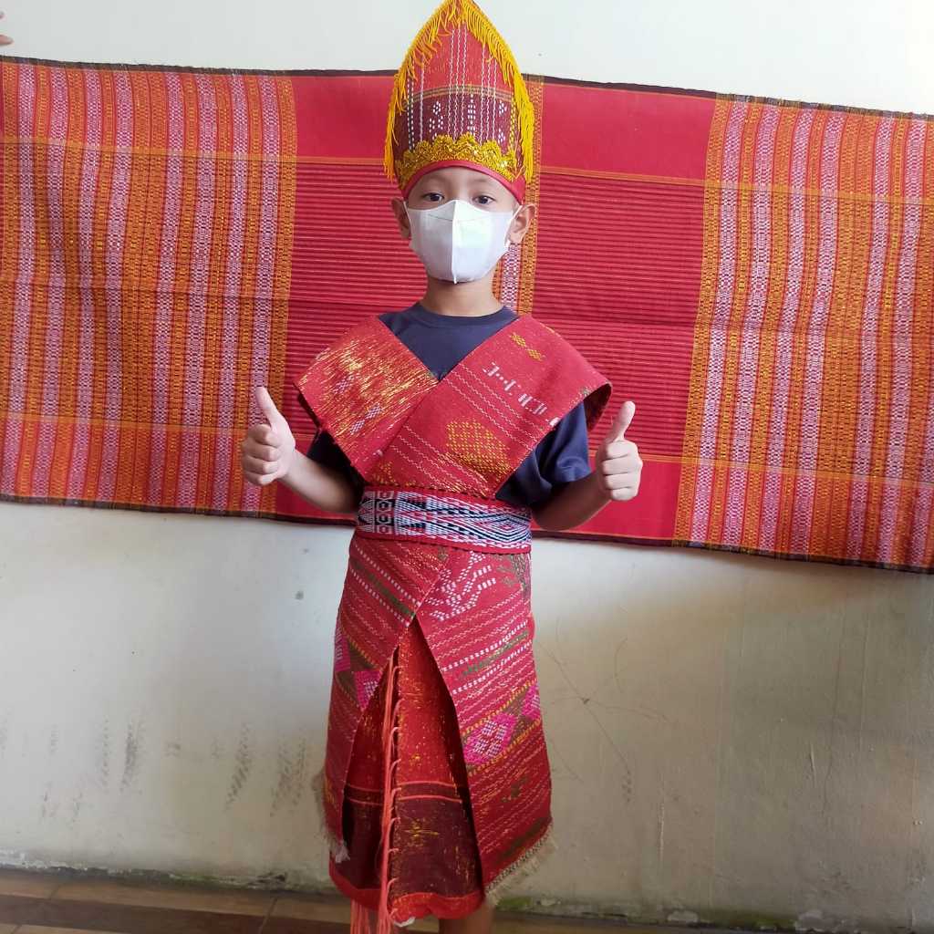 FREE ONGKIR BAJU ADAT BATAK PRIA SELENDANG ULOS / ULOS SADUM / TOPI /IKAT PINGGANG / PAKETAN ANAK