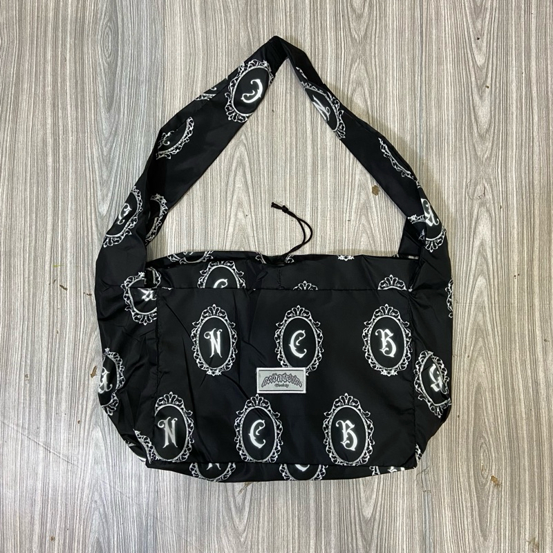 TAS SLINGBAG NOTBADCLUB - TAS SELEMPANG PARASUT ARTERION BAD