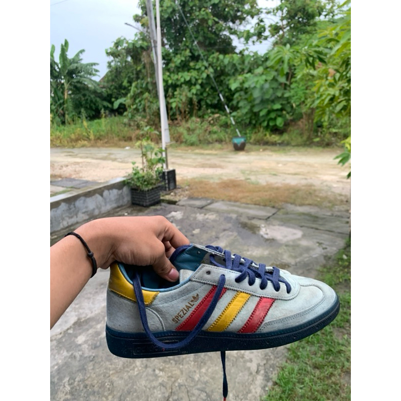 Adidas spezial x end