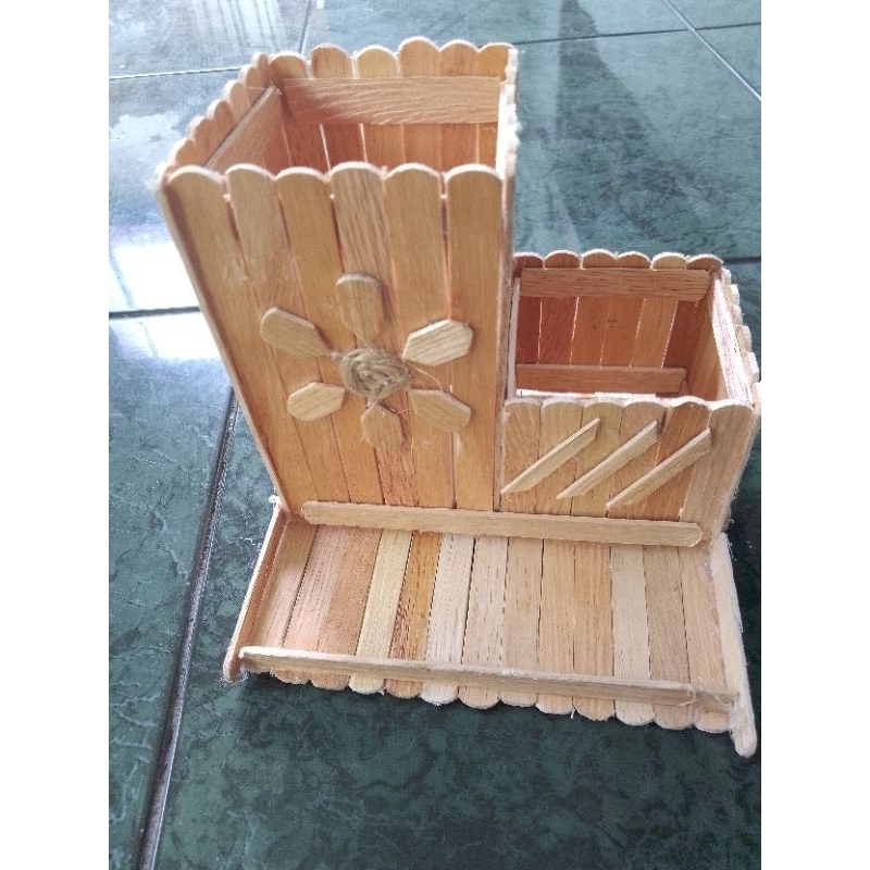 

kerajinan tangan tempat pensil dari stik es krim tugas sekolah p5