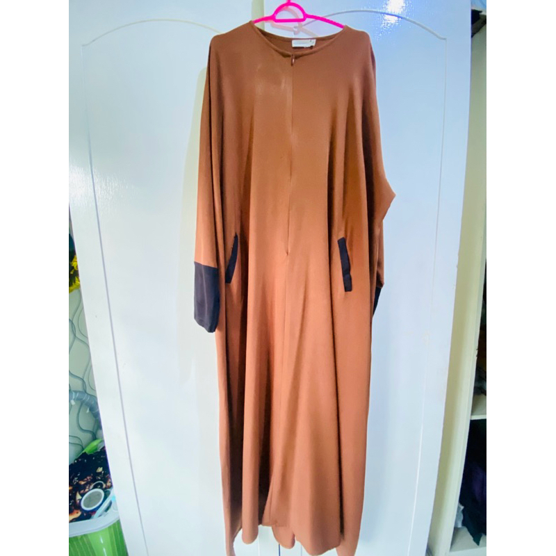 Abaya Muslimah Basic Preloved