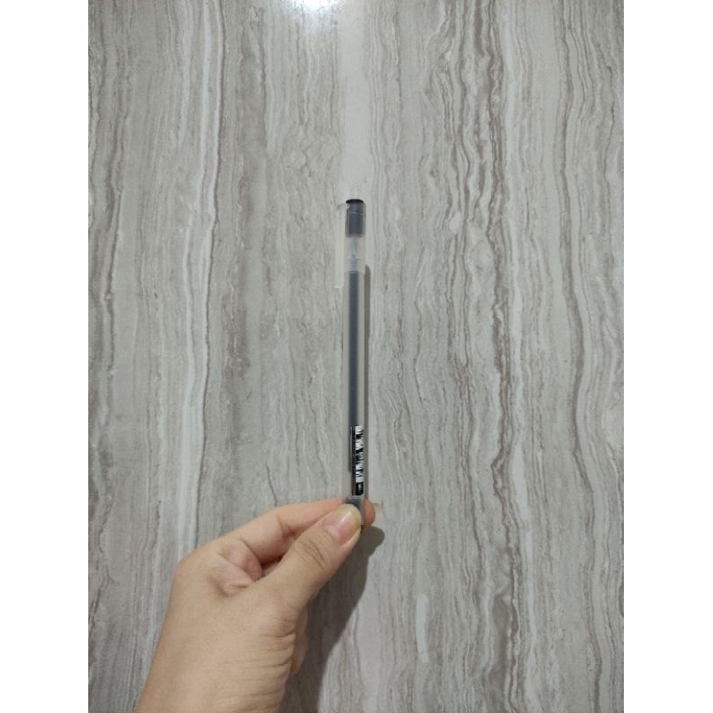 

DELI GEL PEN EG67 / PULPEN GEL 0.5 MM HITAM MERAH BIRU HIJAU UNGU