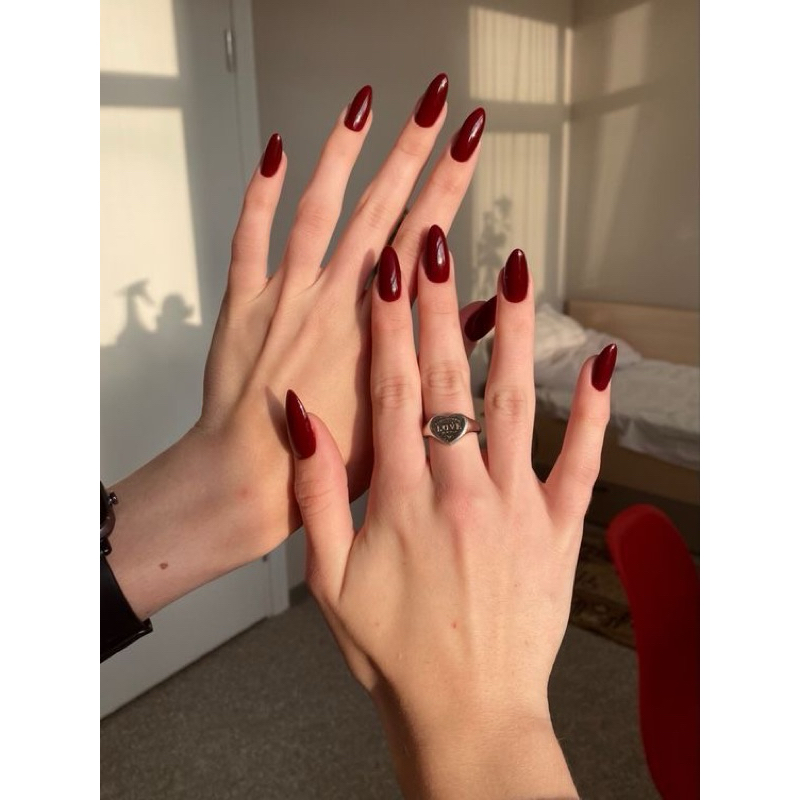 Fake Nails Maroon Polos