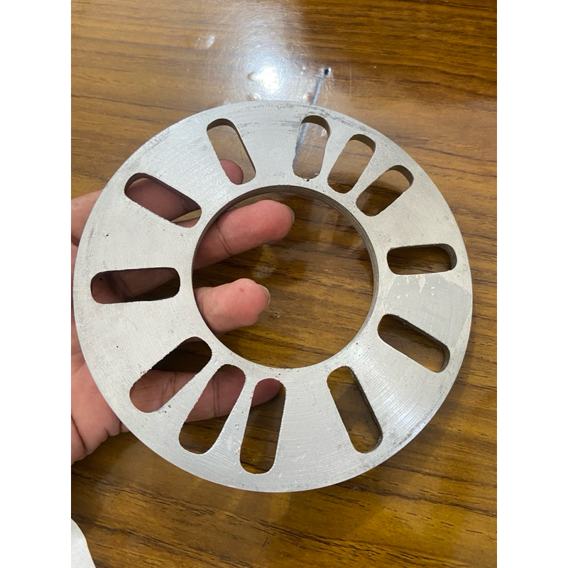 Spacer Spiser velg mobil universal tebal 8mm