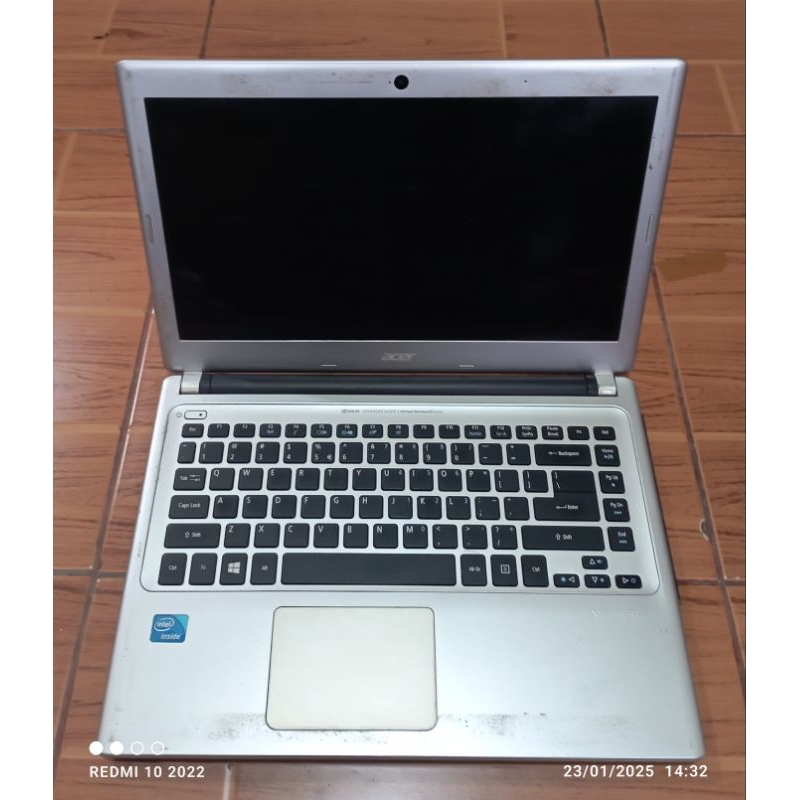 Laptop Acer Aspire V5-431series Intel Celeron DDR3 kondisi Matot tidak ada Hardisk & Charger