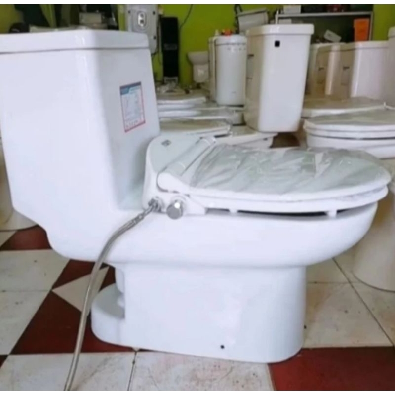 closet duduk Toto  Omni kloset Toto cw 861 j