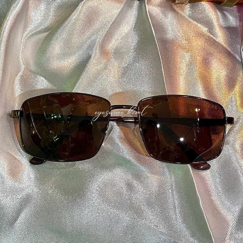 kacamata gaya pria keren retro