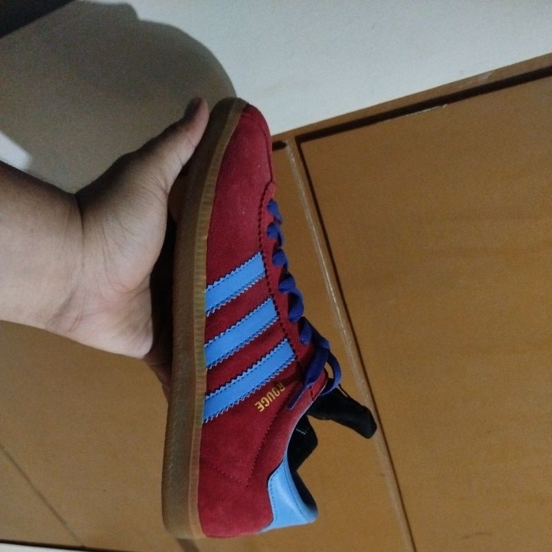 adidas rouge