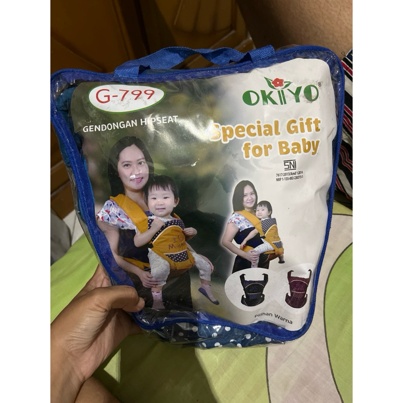 Okiyo gendongan hipseat