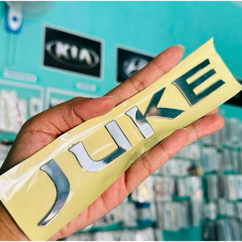 Emblem logo JUKE nissan ukuran original bagasi