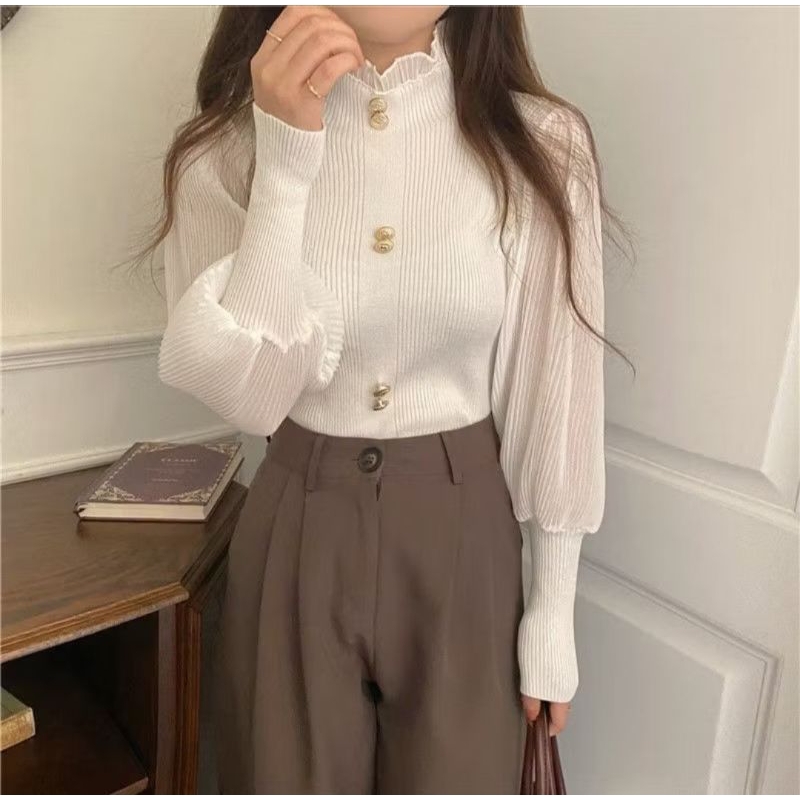 Blus Lengan Panjang Putih Wanita