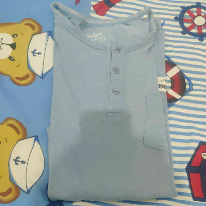 Kaos Raglan Badger preloved