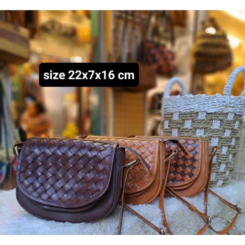 Chitarra Bag - Tas Kulit Sapi Asli Model Gitar - Leather Bag by RajutGalawi - Tas Selempang Sling Ba