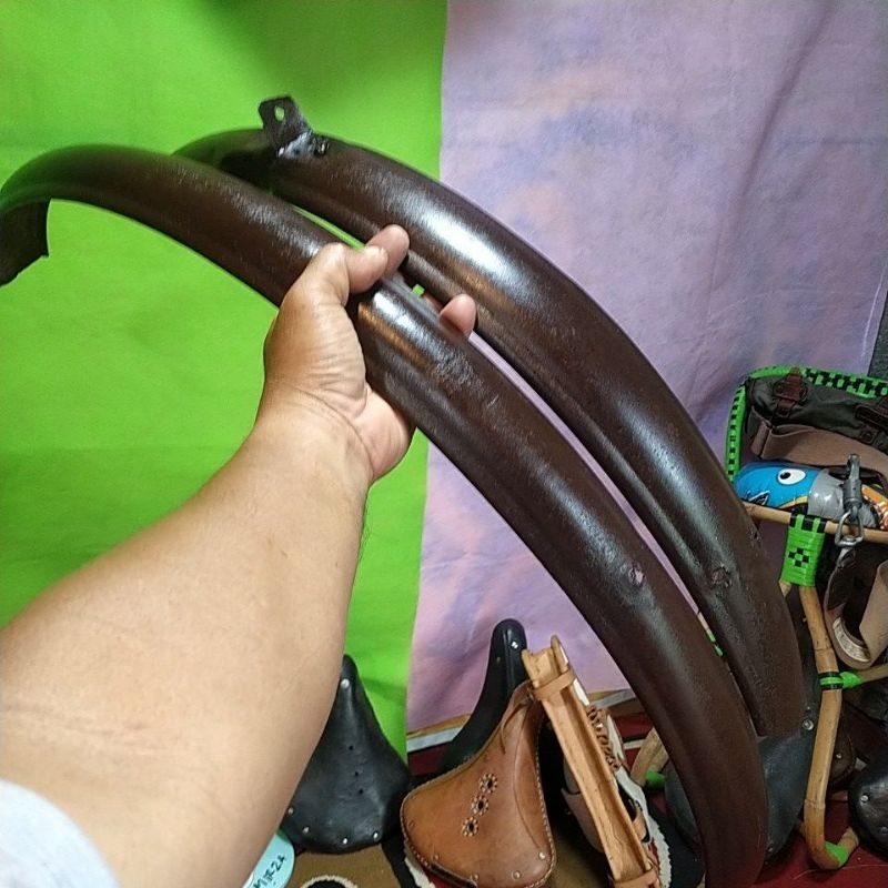 selebor sayap sepeda onthel belandaan  tua