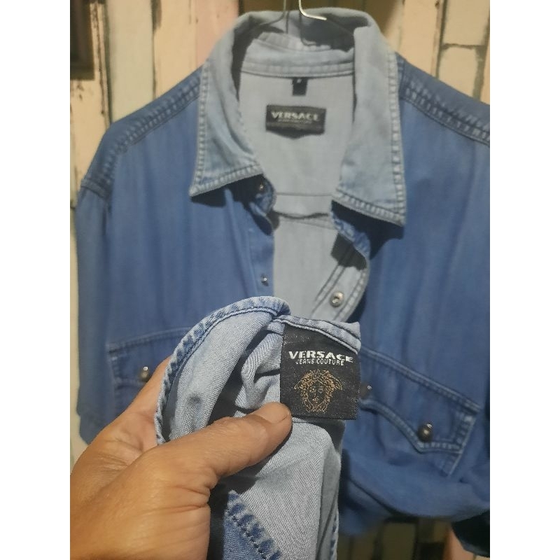KEMEJA VERSACE JEANS COUTURE